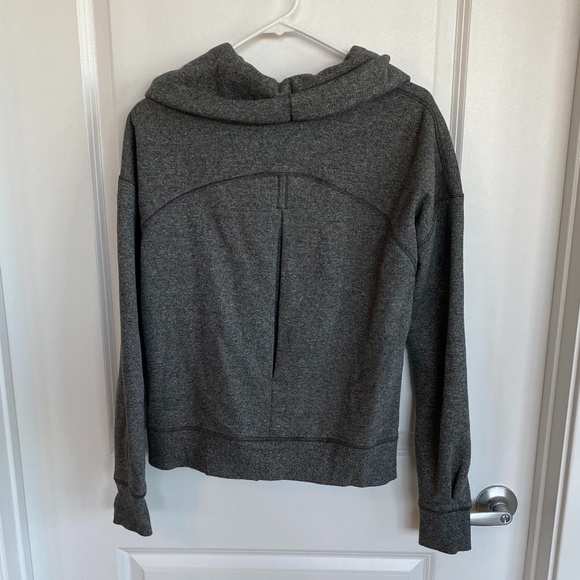 Lululemon grey sweatshirt, size 10! - Picture 3 of 3